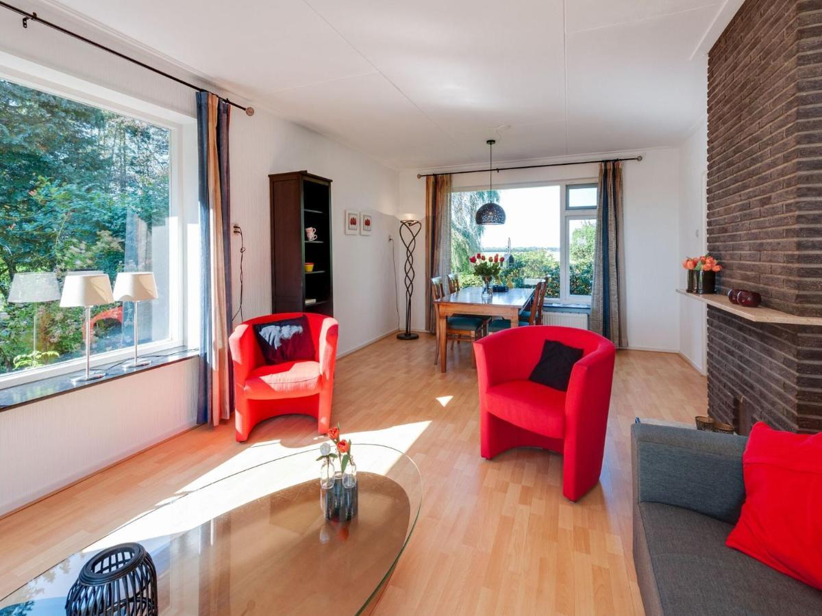 Cozy Vacation Home With A Private Garden Mantinge Экстерьер фото